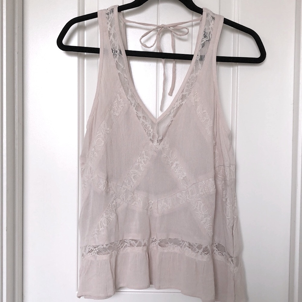 ✨Host Pick✨ AE Lace Panel Top NWOT
